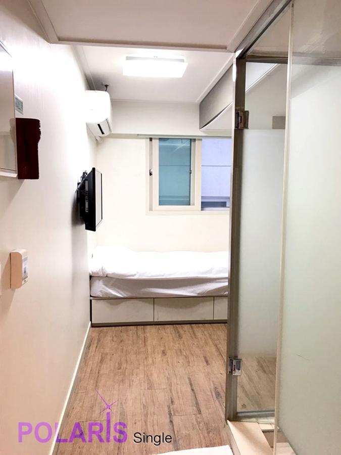 Polaris Guesthouse Garosugil 서울특별시 외부 사진